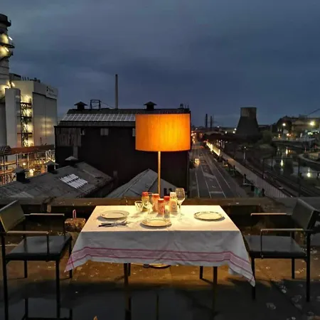 Homestay Ghostel 1st: Alternative Arts Experience For Creative Minds