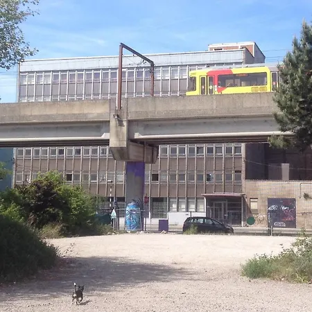 Adventure Alternative - - Arts-factory-experience - For Artists, Makers And Open Minds - Attention, We Are Not A And Are Not Adapted For Everybody - Read Host Warnings Before Reservation - Providence,be Asbl Kwatera prywatna