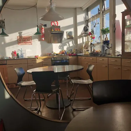 Adventure Alternative - - Arts-factory-experience - For Artists, Makers And Open Minds - Attention, We Are Not A And Are Not Adapted For Everybody - Read Host Warnings Before Reservation - Providence,be Asbl Charleroi