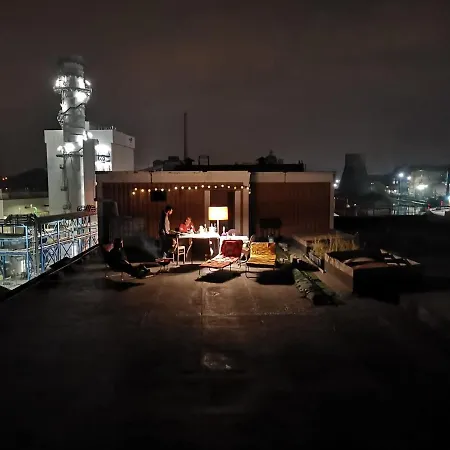 Kwatera prywatna Adventure Alternative - - Arts-factory-experience - For Artists, Makers And Open Minds - Attention, We Are Not A And Are Not Adapted For Everybody - Read Host Warnings Before Reservation - Providence,be Asbl *