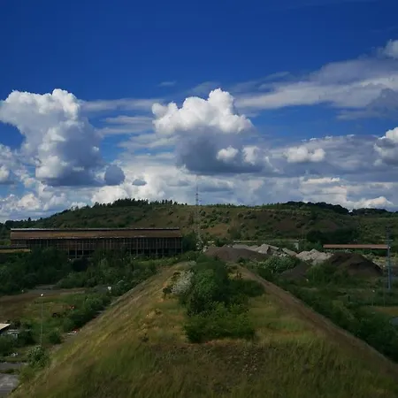 Adventure Alternative - - Arts-factory-experience - For Artists, Makers And Open Minds - Attention, We Are Not A And Are Not Adapted For Everybody - Read Host Warnings Before Reservation - Providence,be Asbl Kwatera prywatna