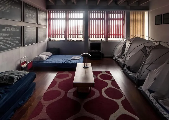 Adventure Alternative - - Arts-factory-experience - For Artists, Makers And Open Minds - Attention, We Are Not A And Are Not Adapted For Everybody - Read Host Warnings Before Reservation - Providence,be Asbl * Charleroi