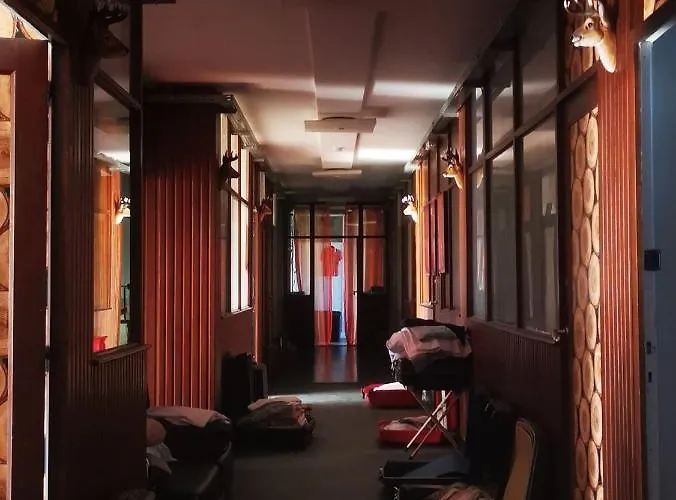 Adventure Alternative - - Arts-factory-experience - For Artists, Makers And Open Minds - Attention, We Are Not A And Are Not Adapted For Everybody - Read Host Warnings Before Reservation - Providence,be Asbl Charleroi